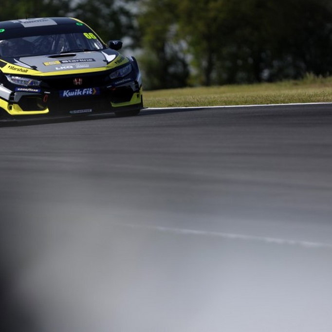 Free practice (2) - Donington Park